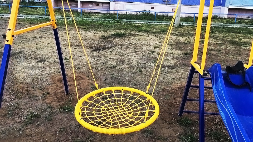 Доставка и установка комплектующих для детских площадок в Йошкар-Оле