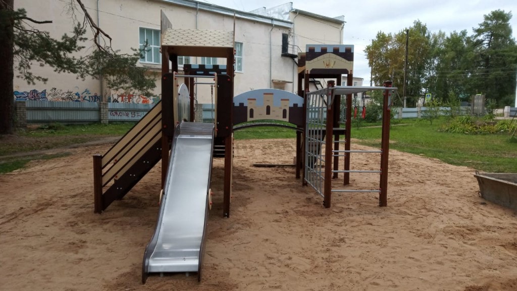 Доставка и установка металлических детских площадок в Йошкар-Оле